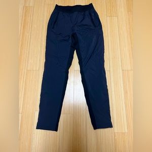 Lululemon Great Wall Pant size S, lined